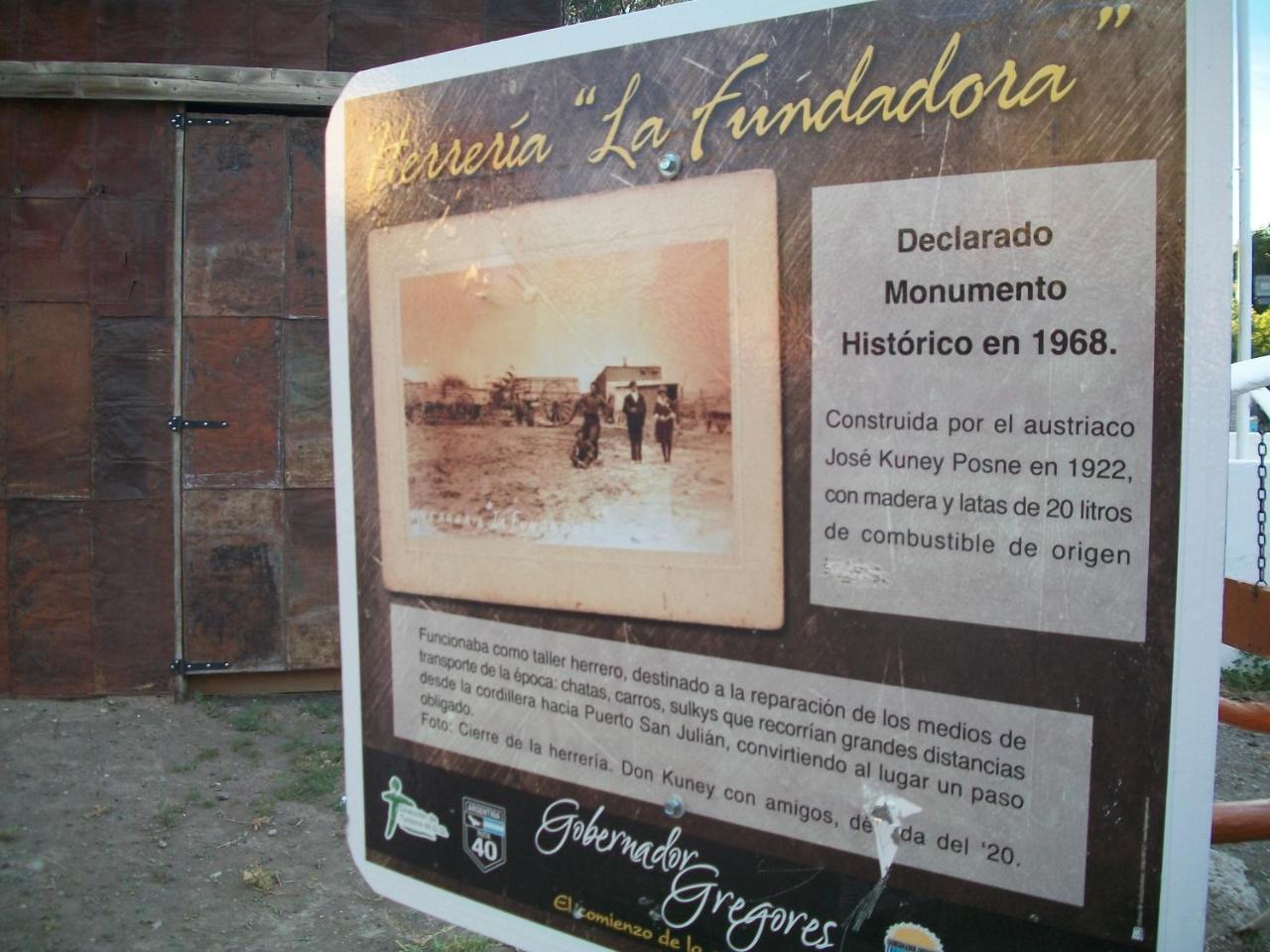 Hospedaje "San Andres" Gobernador Gregores 외부 사진